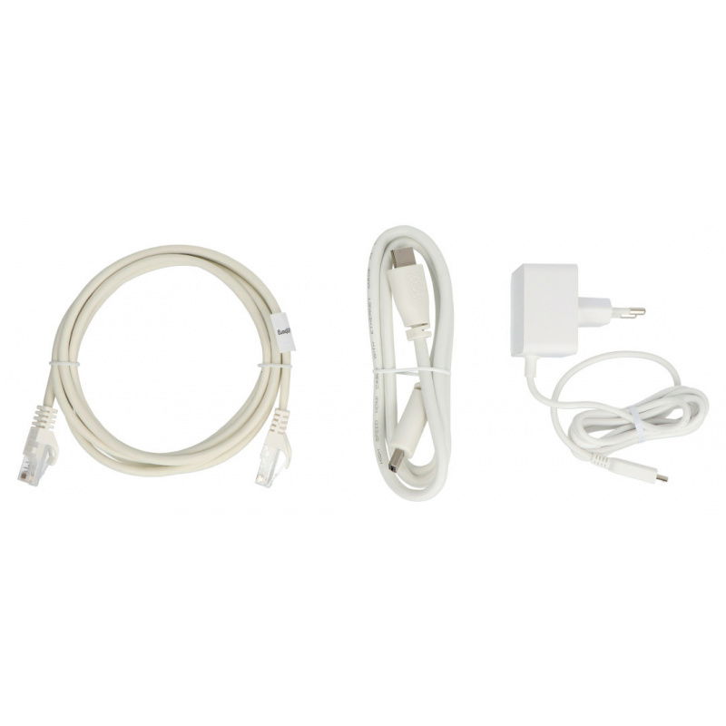 Set aus Raspberry Pi 3B + WiFi + 32 GB microSD + offizielles