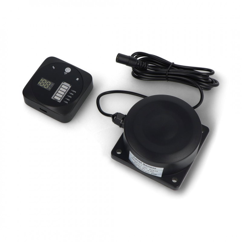 Inteligentny miernik poziomu cieczy z wyświetlaczem i zdalnym