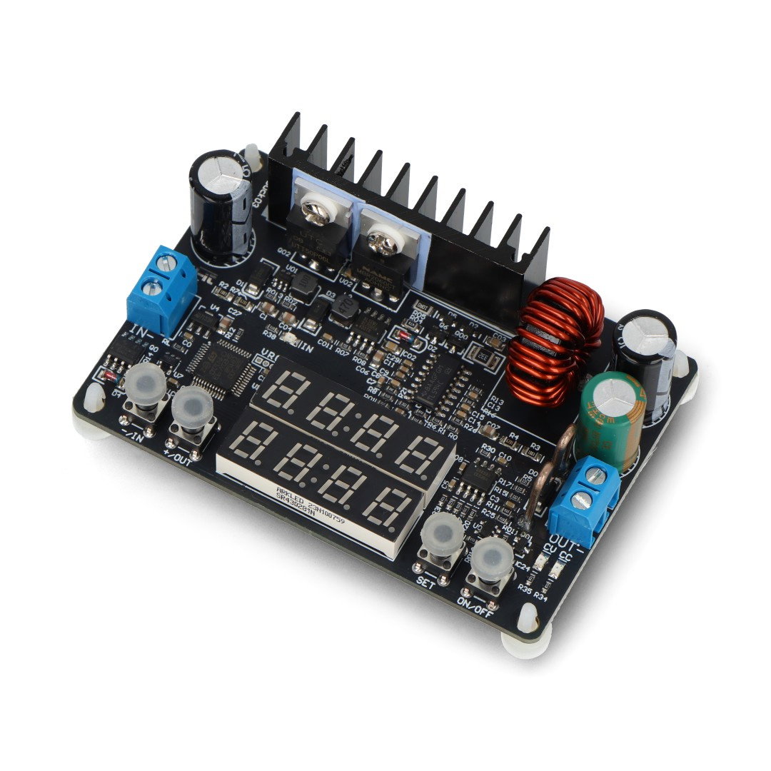 Voltage converter