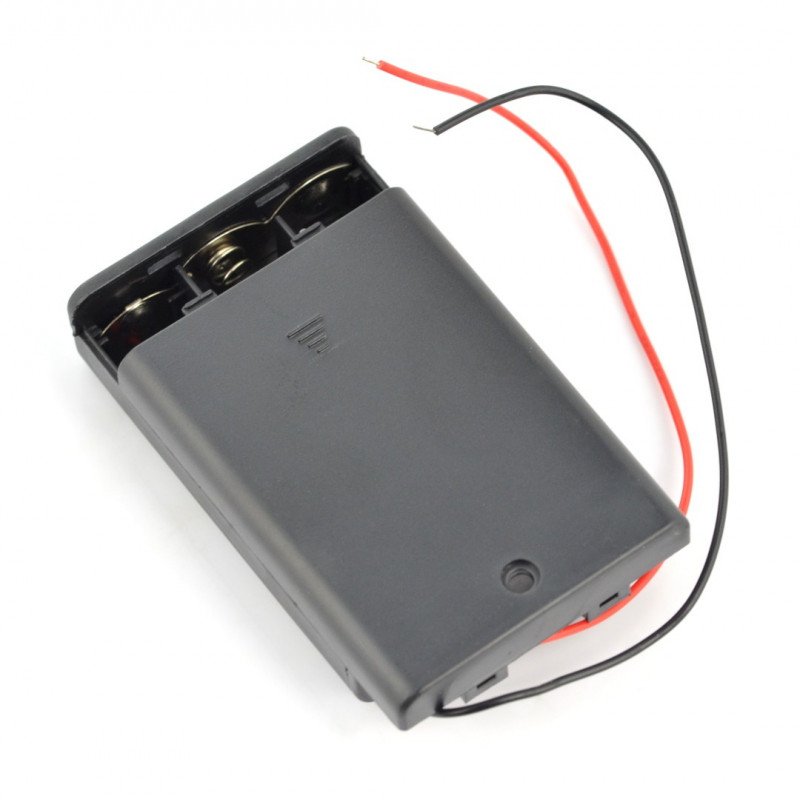 Korb für 3 AA (R6) Batterien mit Deckel und Schalter