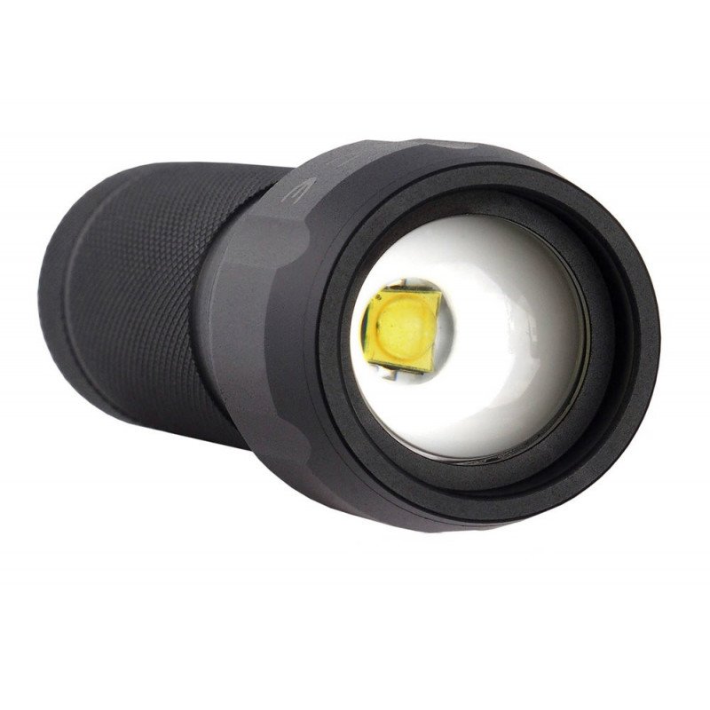 EverActive EL-300 5W LED-Taschenlampe