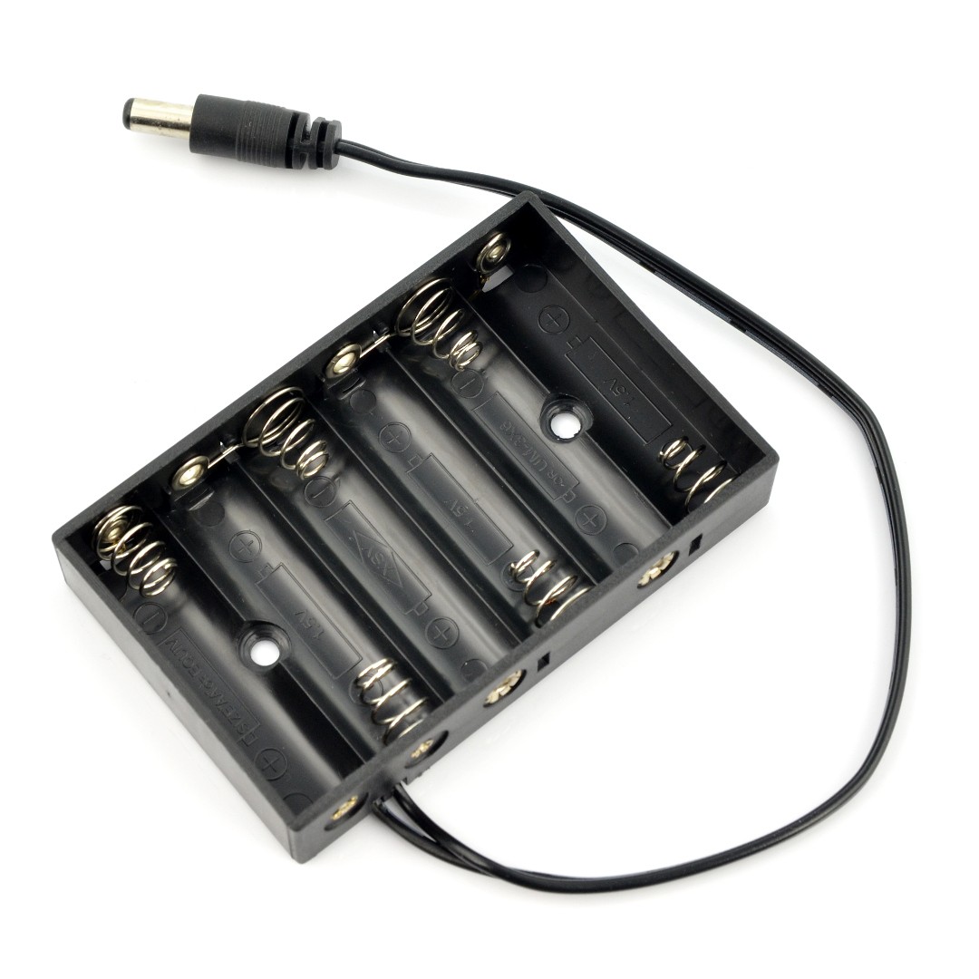 Korb für 6 AA (R6) Batterien mit DC 5,5 / 2,1 mm Anschlüssen