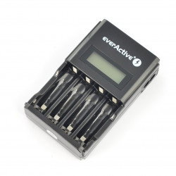Batterieladegerät EverActive NC-450 - AA, AAA 1-4 Stck. - Schwarz