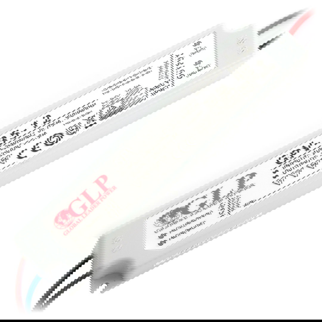 Netzteil für LED-Streifen und LED-Streifen wasserdicht