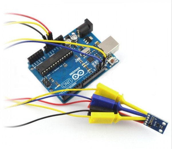 Der Lichtintensitätssensor BH1750 verbunden mit dem Arduino Uno.
