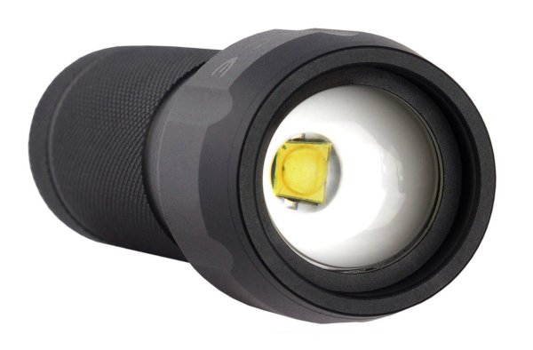 EverActive FL-300 + LED-Taschenlampe