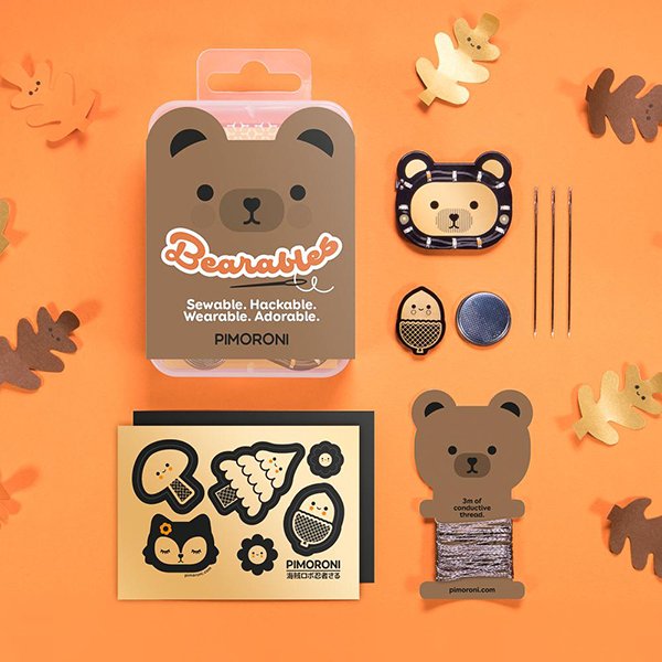 Bearables Bear Kit - ein Satz Aufkleber mit LED-Dioden und einem Bewegungssensor