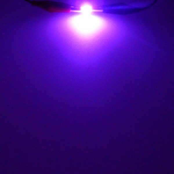 Violette LED