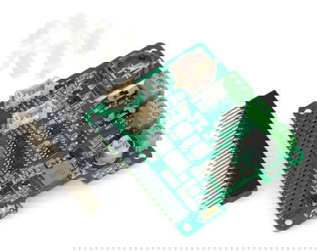 W zestawie znajdują się niezbędne elementy montażowe oraz gniazdo 2x40 goldpin.