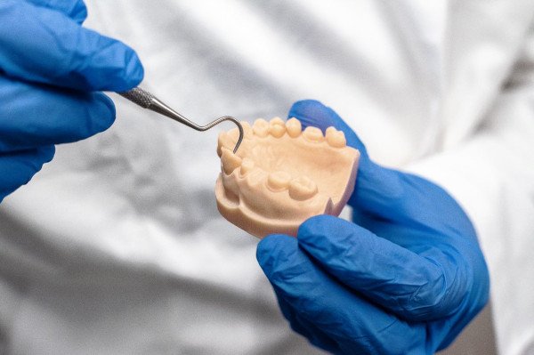 FormFutura Dental LCD-Harze werden hauptsächlich in der Zahnmodellierung verwendet