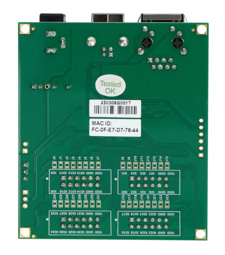 Numato Lab - 32-kanałowy moduł Ethernet GPIO z wejściami analogowymi - złącza na górze - NLETHGC032-HT