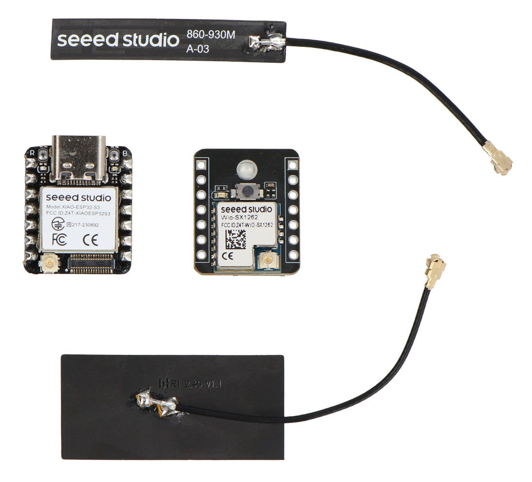 Zestaw Xiao ESP32-S3 + Wio-SX1262 do Meshtastic i LoRa/LoRaWAN - Seeedstudio 102010611