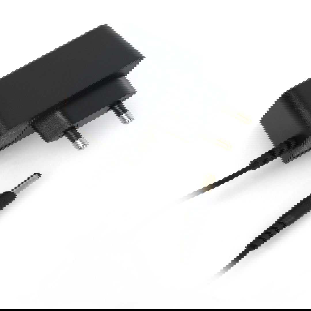Zasilacz impulsowy Akyga AK-PD-32 9 V / 1 A do keyboardów Casio - wtyk DC 5,5 / 1,4 mm
